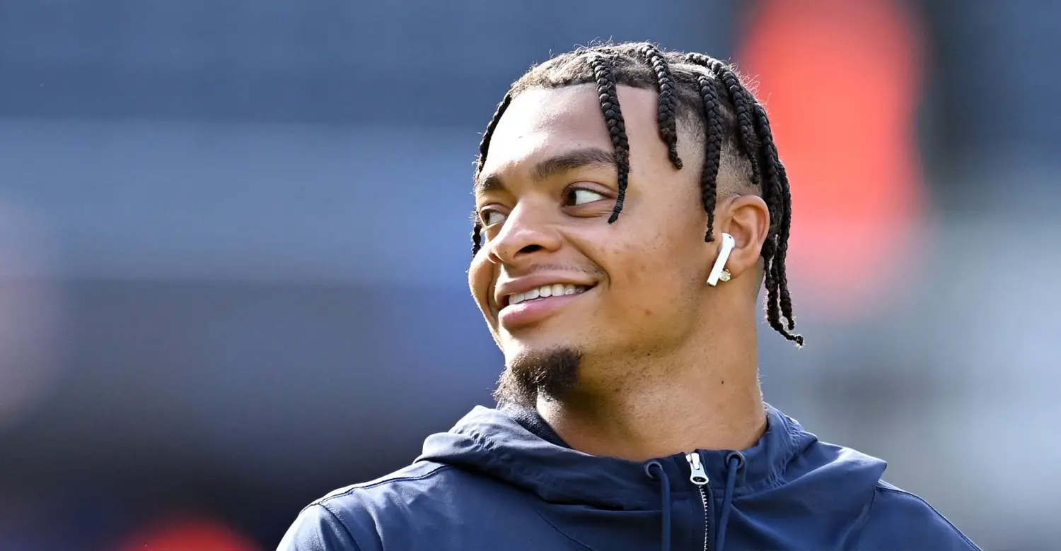 Justin Fields Teeth