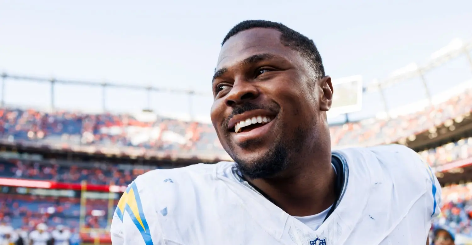 Khalil Mack Teeth