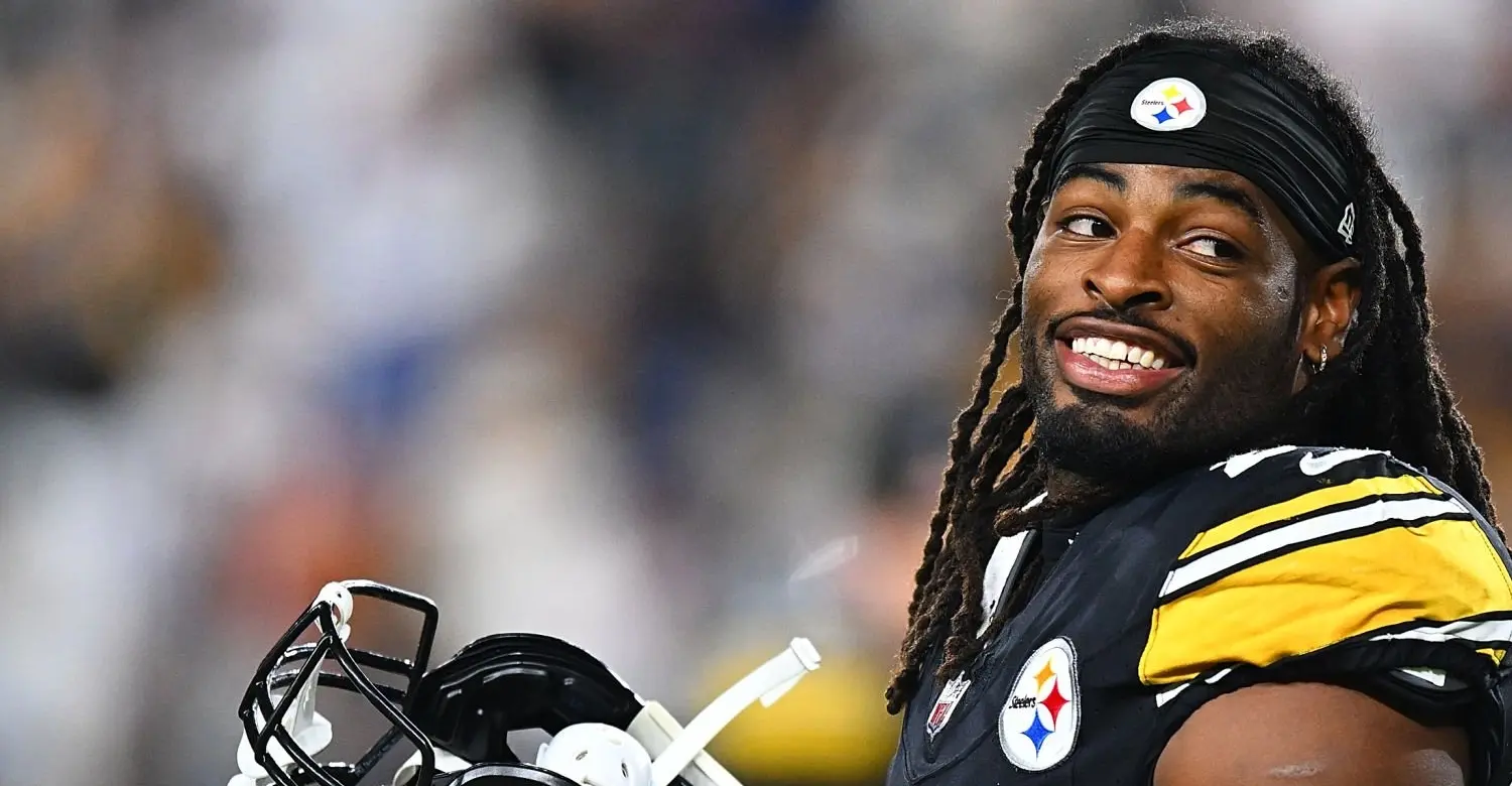Najee Harris Teeth