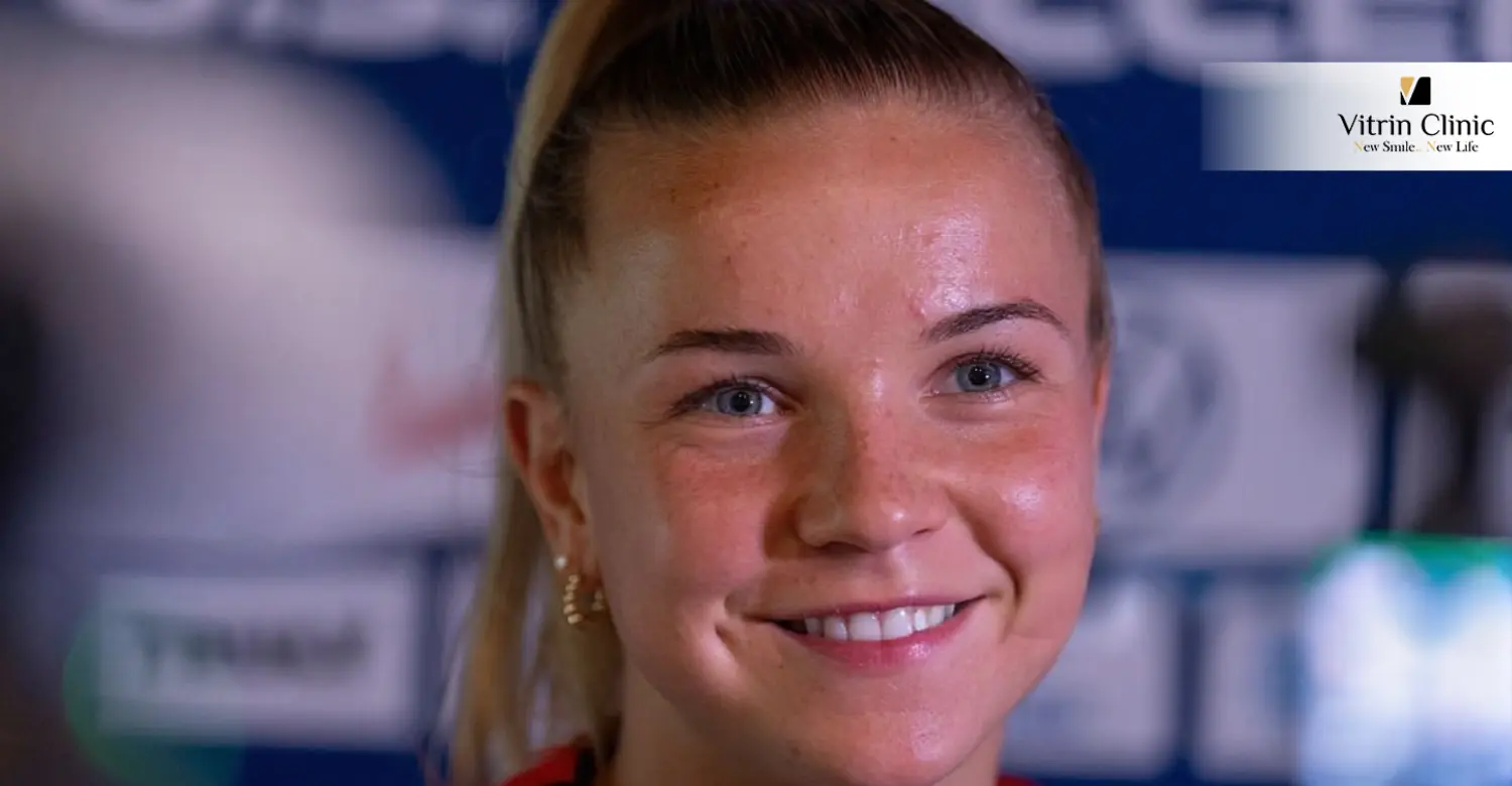 Claire Hutton Smile