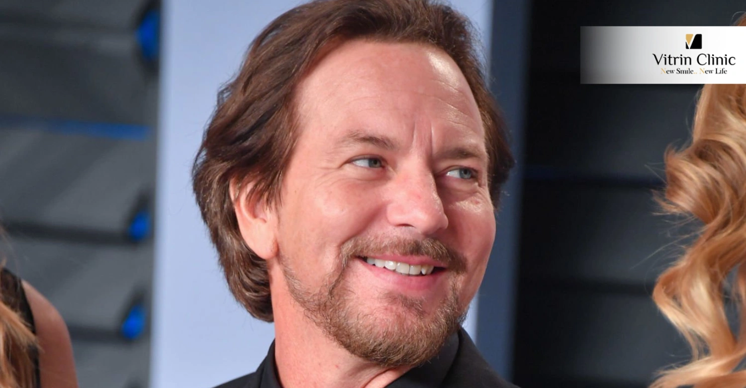 Eddie Vedder smile
