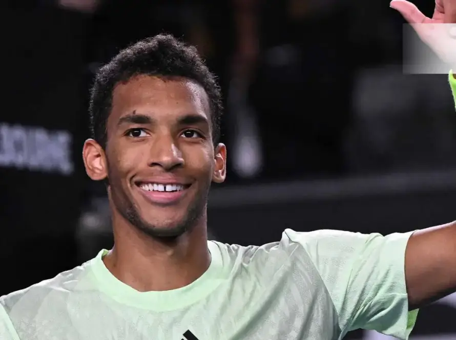 Félix Auger Smile