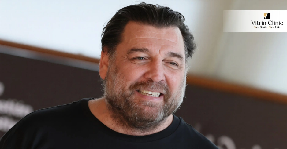 Sonrisa de Hovik Keuchkerian