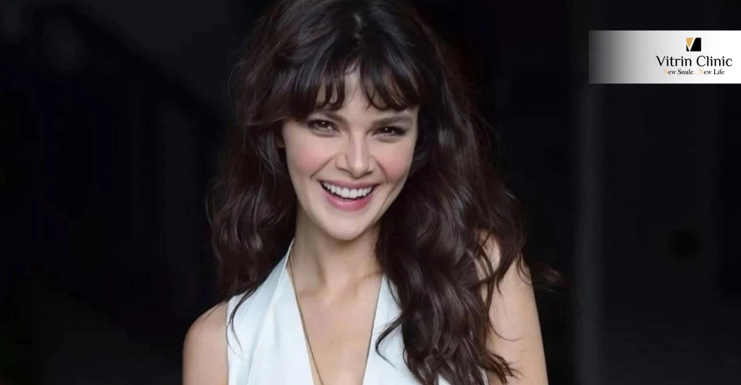 Sinem Ünsal Gülüşü