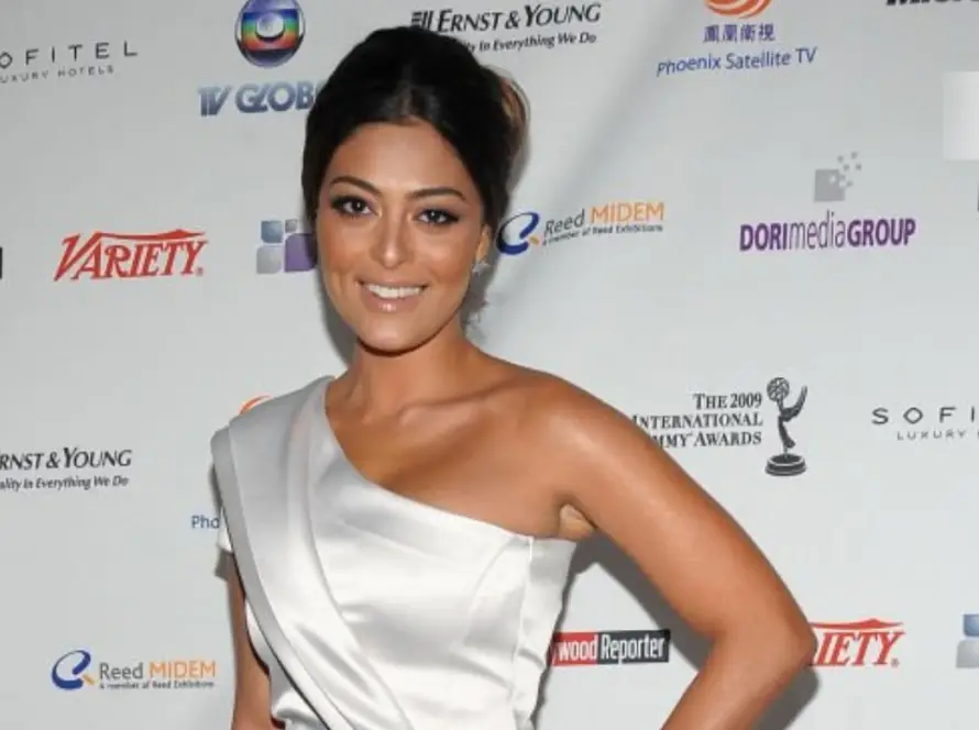 sorriso da Juliana Paes