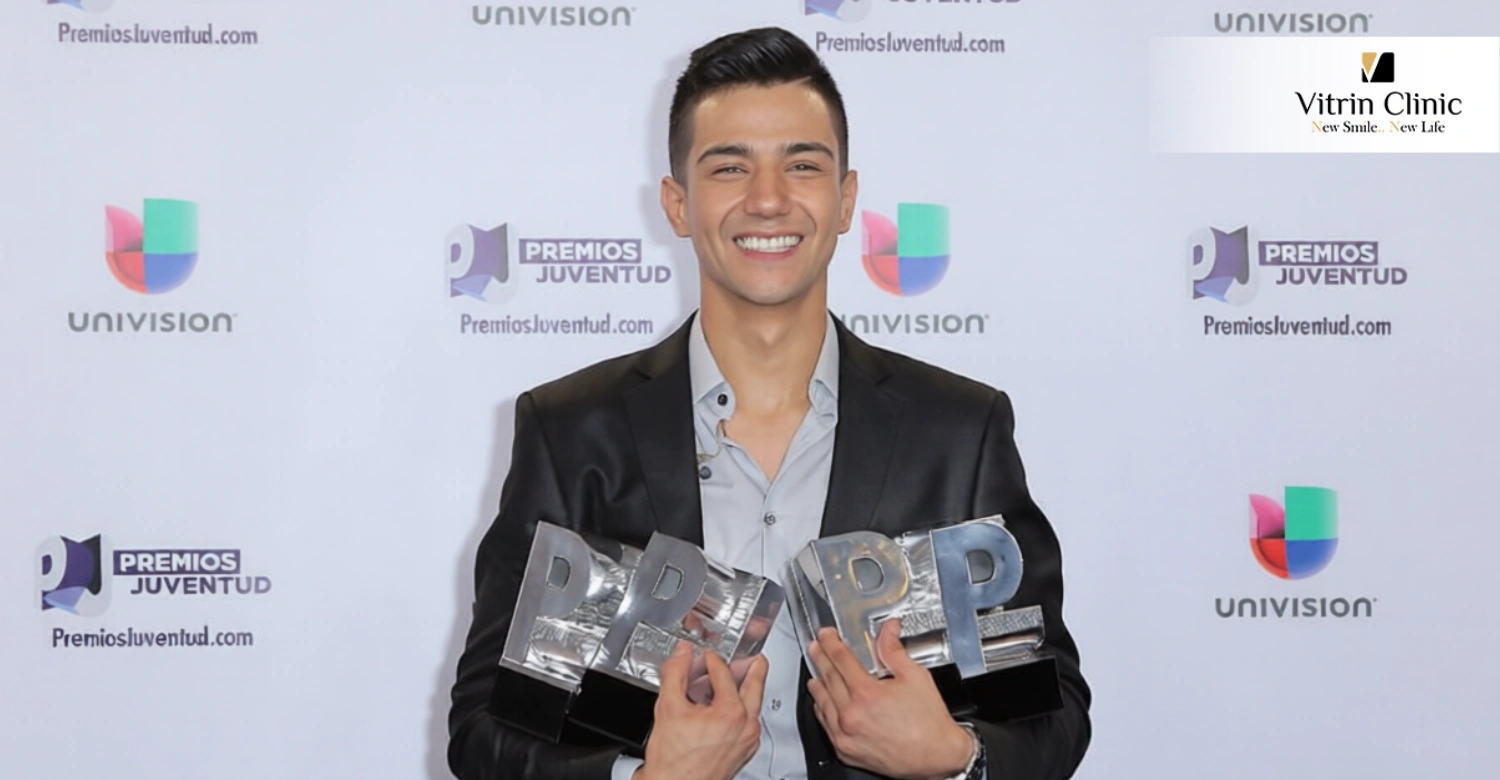 Luis Coronel Smile
