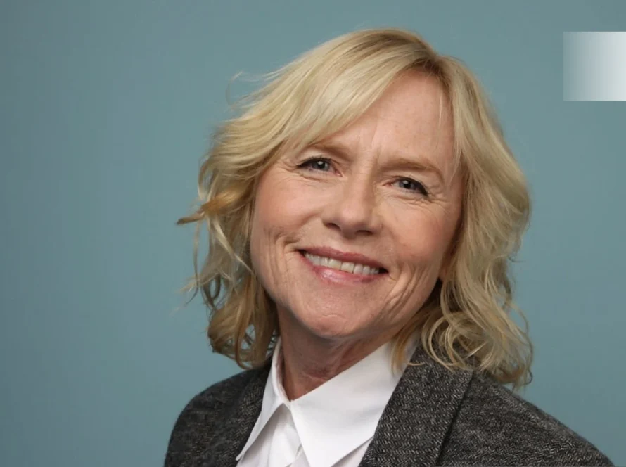 Amy Madigan Smile