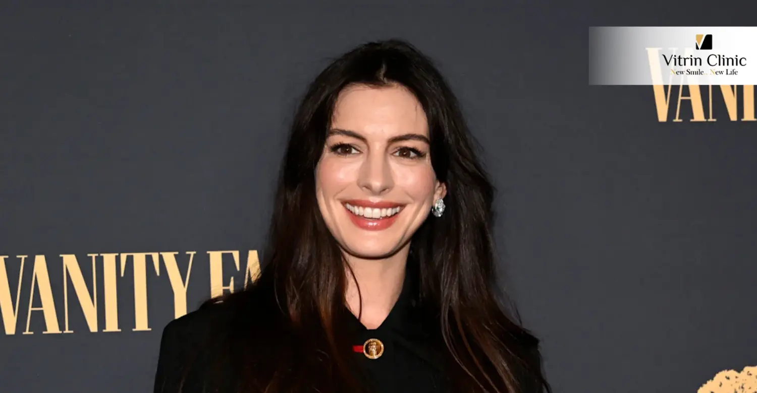 Anne Hathaway Smile