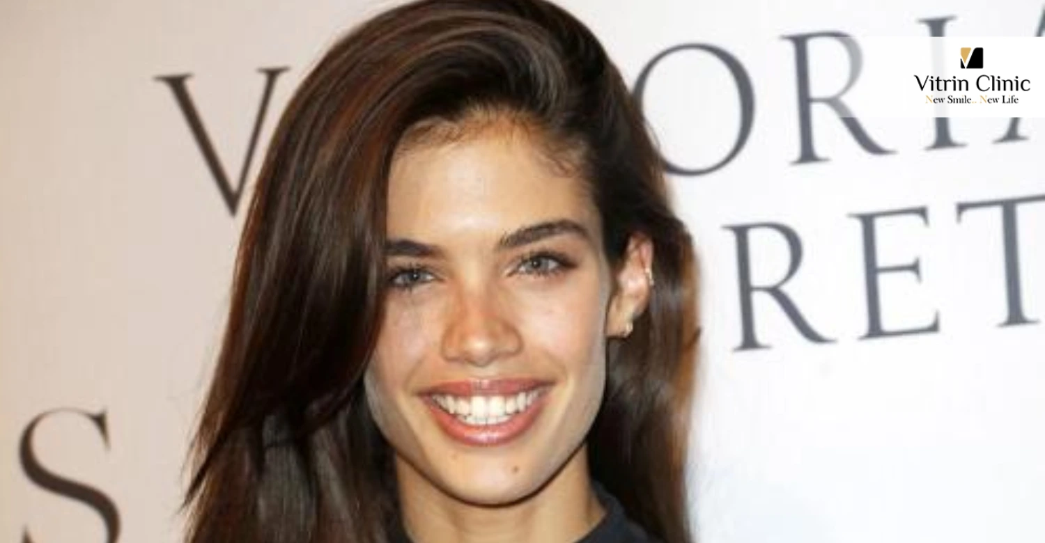 sorriso de Sara Sampaio