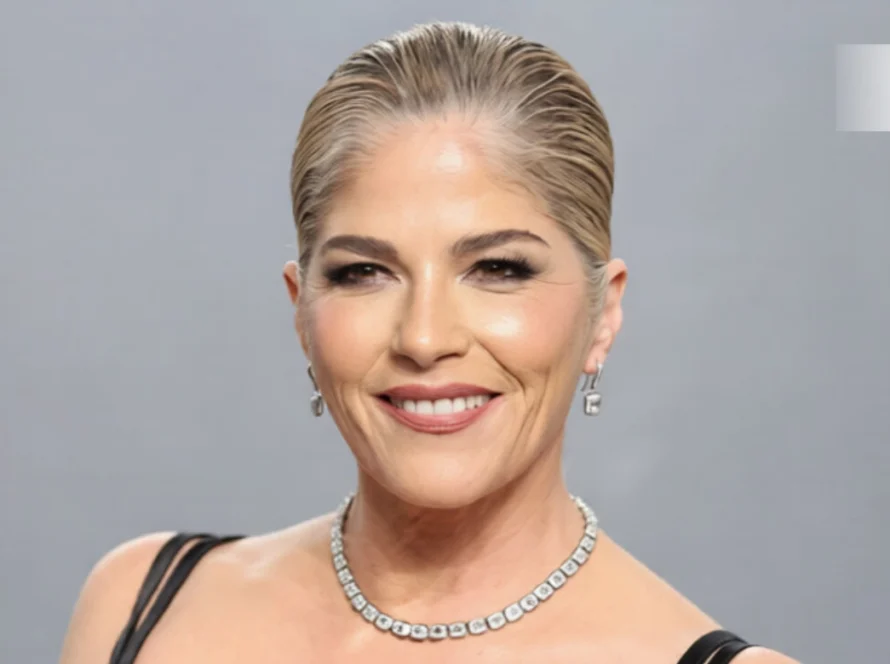 Selma Blair Smile