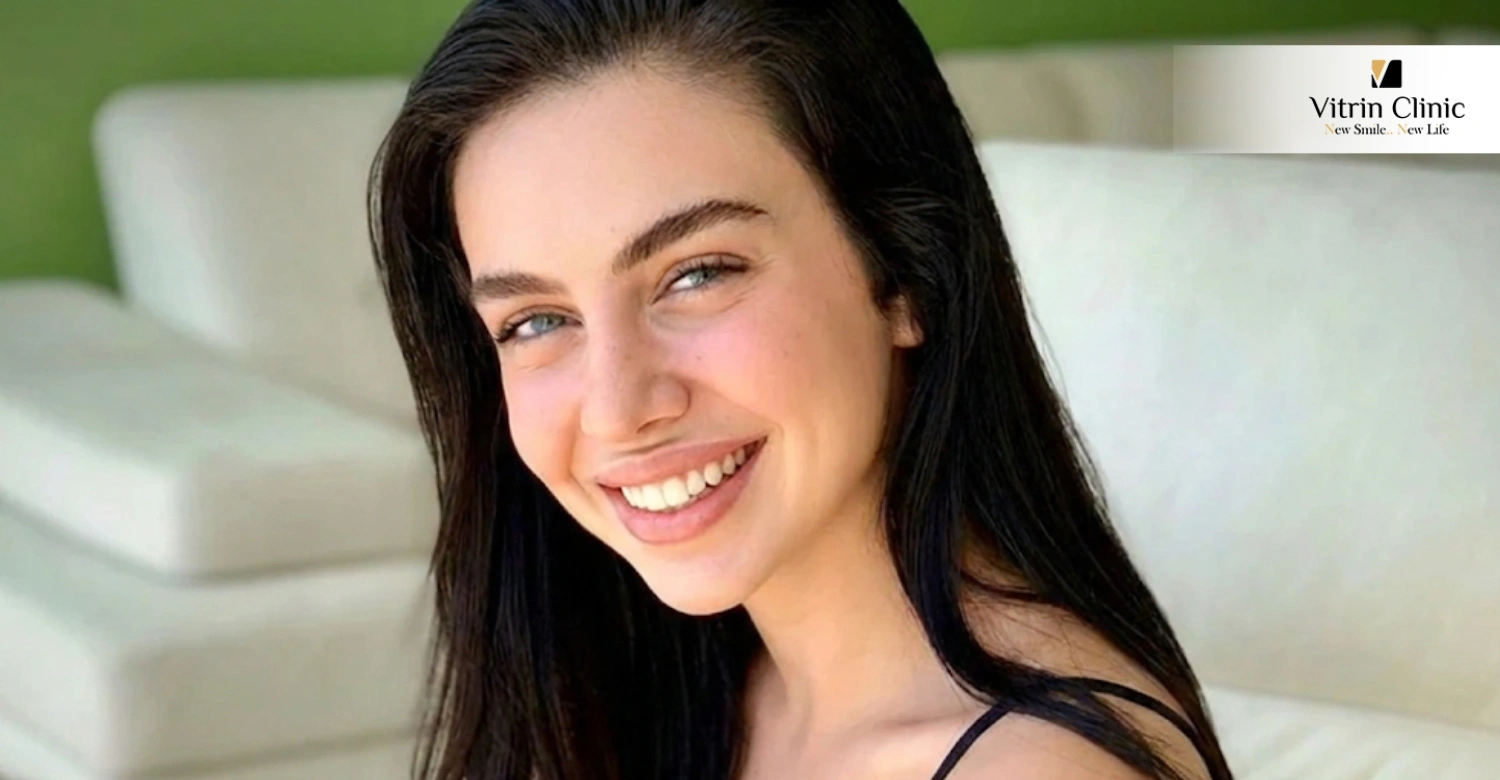 Ece Ronay Gülüşü